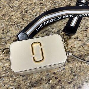 Brand new Marc Jacobs snapshot crossbody